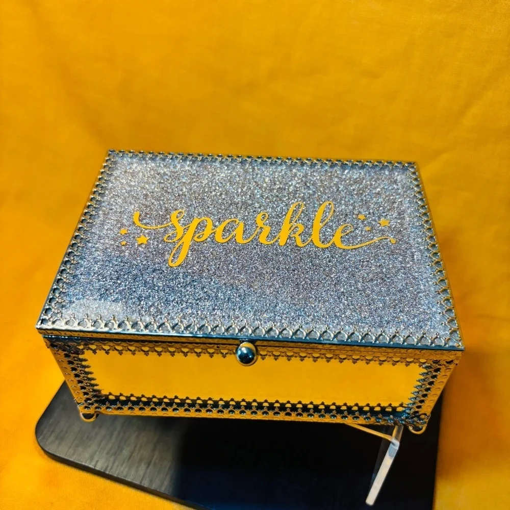 Cynthia Rowley Sparkle Silver Glass Jewelry Trinket Box Mirrored Glam Decor